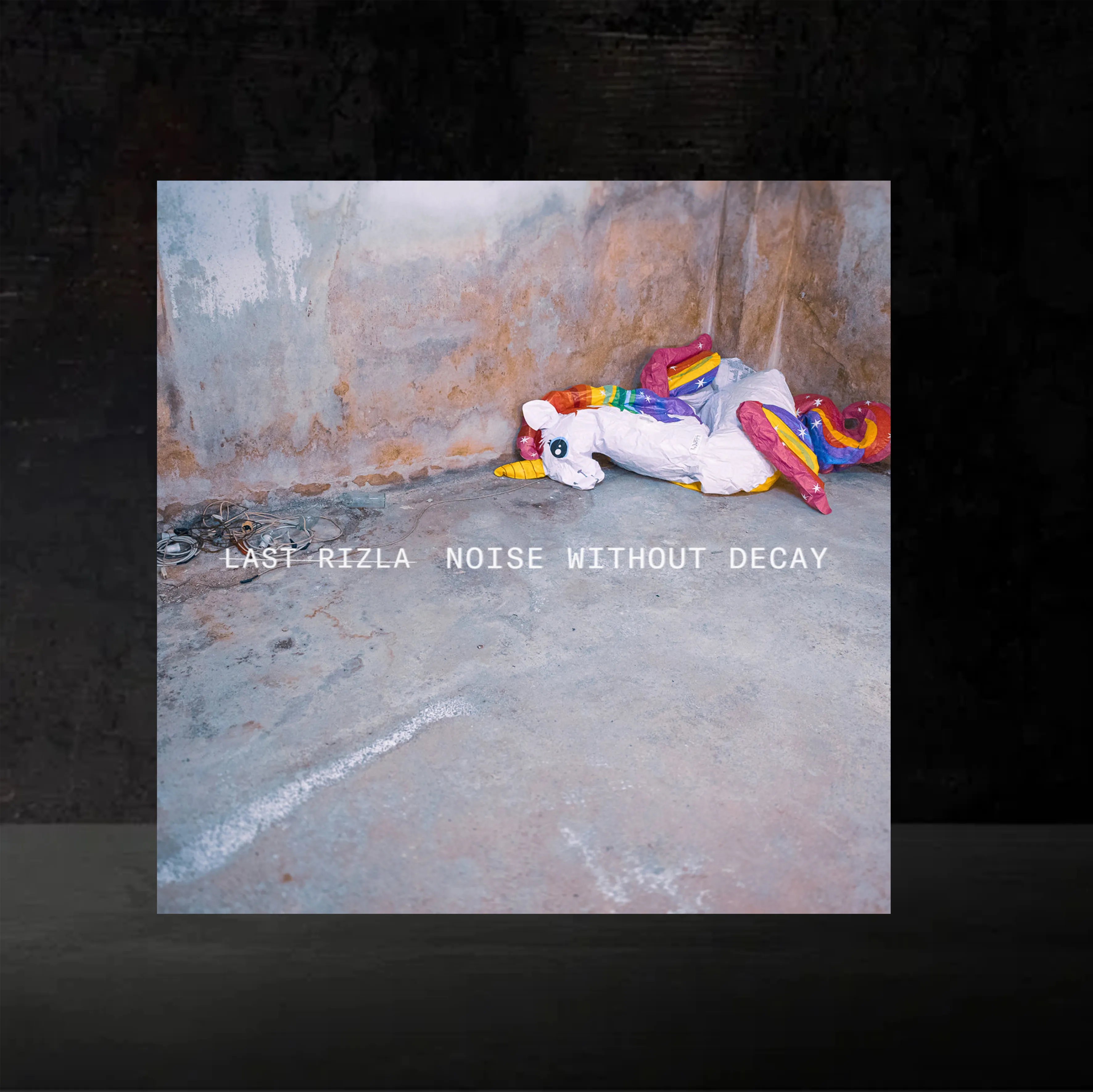 Noise Without Decay front